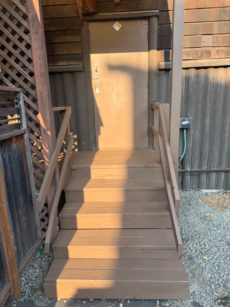 Deck Reconstruction and Painting in Battle Ground — battle ground handyman