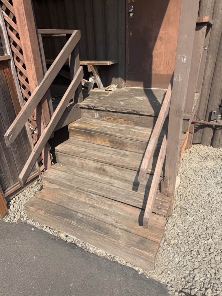 Deck Reconstruction and Painting in Battle Ground — battle ground wa